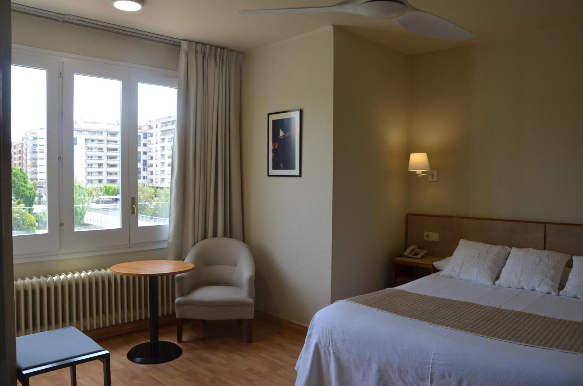 Hotel Balaguer Zewnętrze zdjęcie